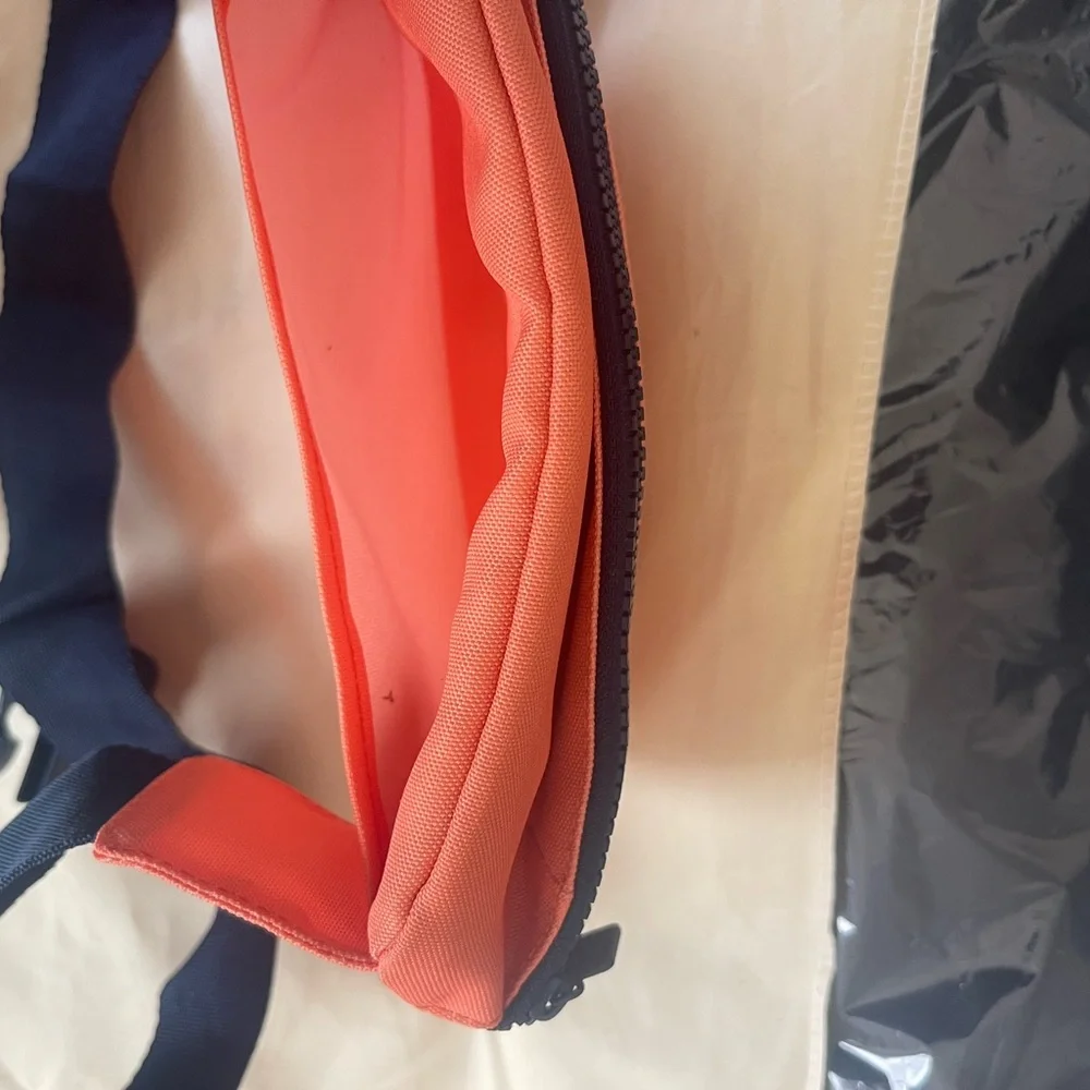 Ellesse Coral Belt Bag with Logo - Picture 3 of 7